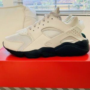 Size 8 - Nike Air Huarache Sail Reflective Mesh 2021